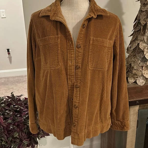 L.L. Bean corduroy button down - Picture 2 of 4